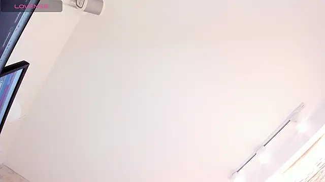 Snapshot of chloe_cortez chatting on February 2026 11:04:02 AM chloe cortez online show from February 2026 11:04:02 AM