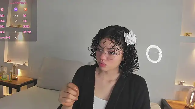 chloe cortez online show from April 2026 11:56:02 AM