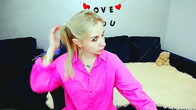 Hanna--Sweet online show from February 2026 03:30:01 PM