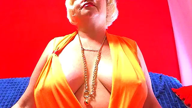 NaughtyMILF4UX online show from May 2026 03:33:02 AM