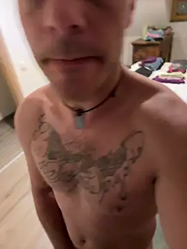 Manu1983el01 online show from February 2026 06:18:02 PM