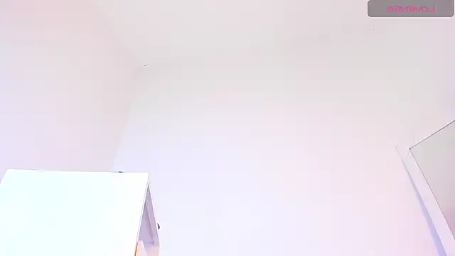 Silvanna-Casstro online show from May 2026 11:29:01 AM