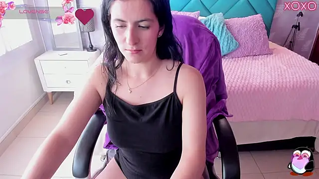 Isa Emm online show from March 2026 07:38:01 PM