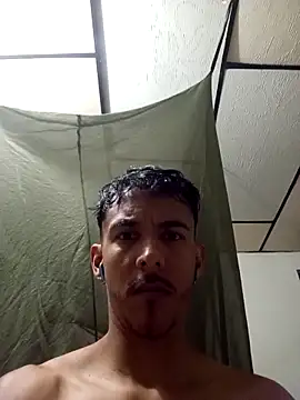 Marshallbronnxx online show from April 2026 11:06:01 PM