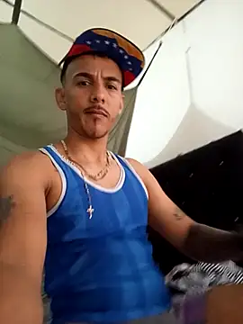 Marshallbronnxx online show from April 2026 09:56:01 PM