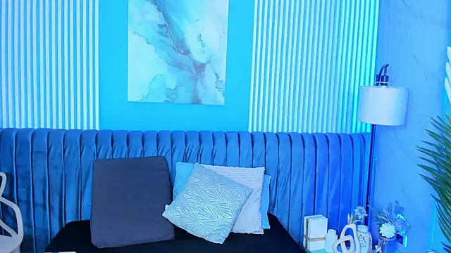 dahianeconnor online show from April 2026 11:38:02 AM