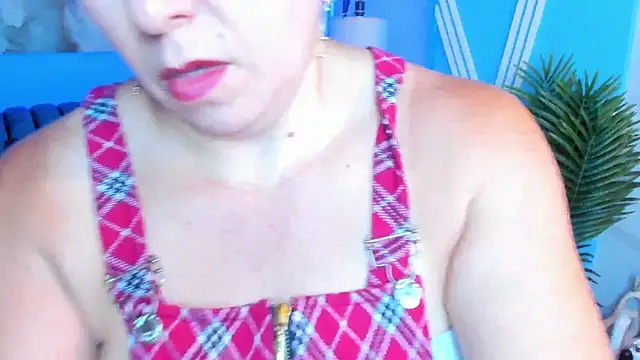 dahianeconnor online show from April 2026 11:37:02 AM