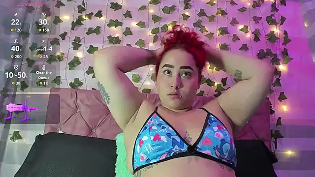 Ayla-marttinez online show from May 2026 12:37:01 AM