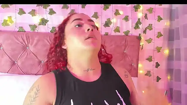 Ayla-marttinez online show from February 2026 01:12:02 AM