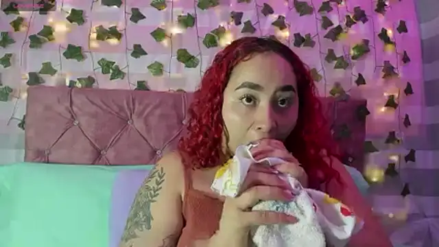 Snapshot of Ayla-marttinez chatting on June 2026 12:49:02 AM Ayla-marttinez online show from June 2026 12:49:02 AM