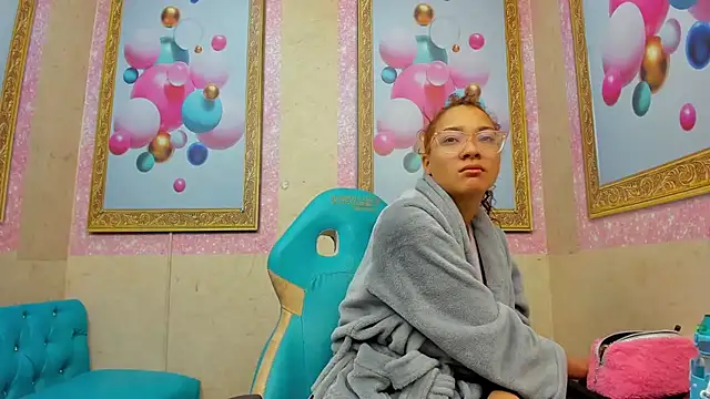 Jadde Greyy  online show from February 2026 02:47:01 AM