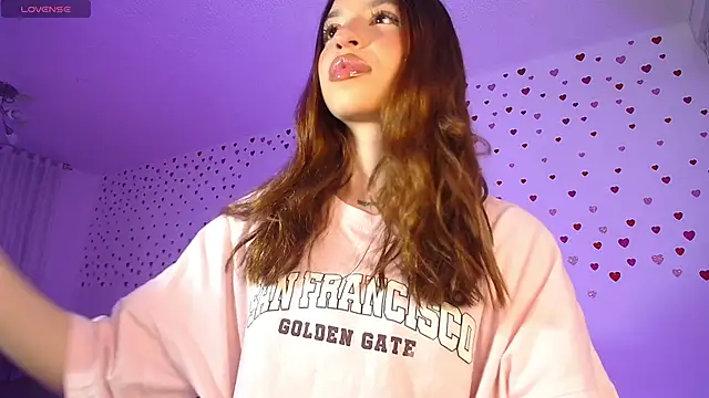 alina lee online show from February 2026 02:12:01 AM