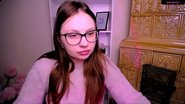 LiliaErmi online show from January 2026 04:22:02 PM