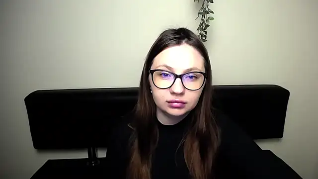 LiliaErmi online show from April 2026 06:31:02 AM