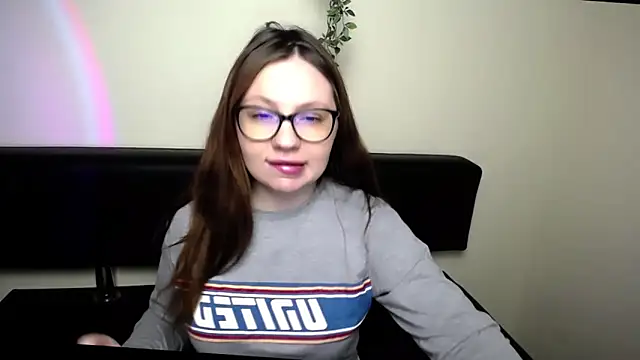 LiliaErmi online show from April 2026 06:26:02 AM