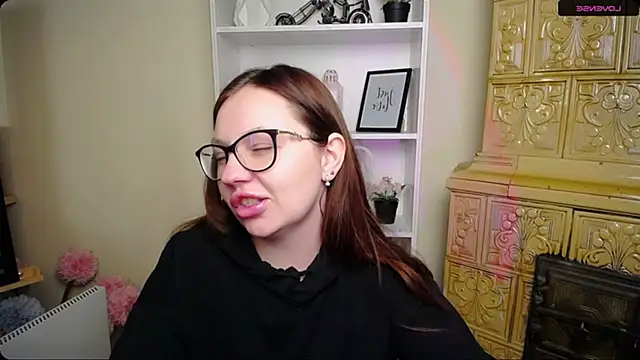 LiliaErmi online show from January 2026 10:52:02 AM