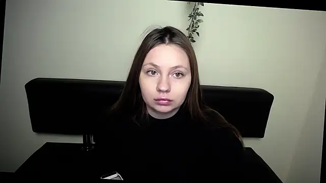 LiliaErmi online show from April 2026 05:53:02 AM