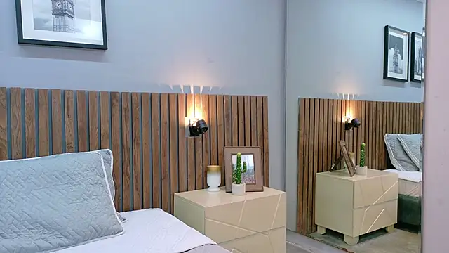 Mia Bellefort online show from February 2026 07:47:02 PM