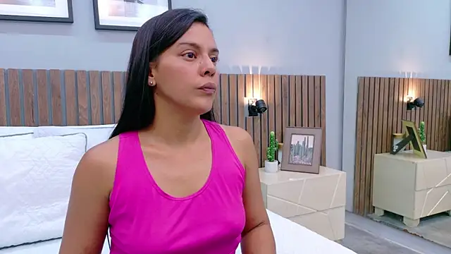 Mia Bellefort online show from March 2026 07:56:01 PM