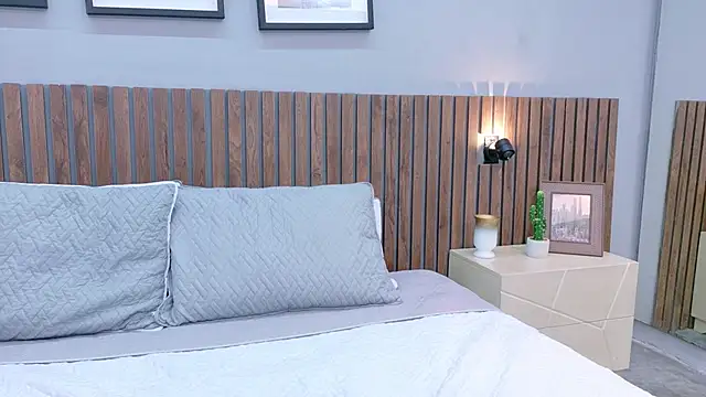 Mia Bellefort online show from March 2026 09:10:01 PM