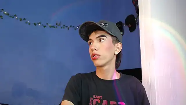 Juan Gomezz26 online show from July 2026 11:15:01 PM