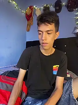 Juan Gomezz26 online show from April 2026 10:32:02 PM