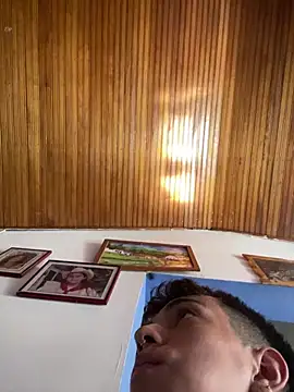 Juan Gomezz26 online show from March 2026 08:33:01 PM