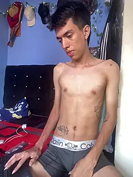 Juan Gomezz26 online show from March 2026 08:21:01 PM