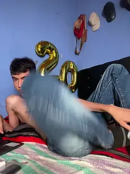 Juan Gomezz26 online show from January 2026 12:03:01 AM