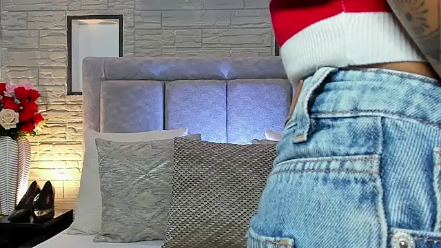 LanaRouse online show from February 2026 11:05:02 PM