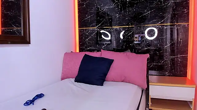 keyla knowles online show from February 2026 09:58:03 PM