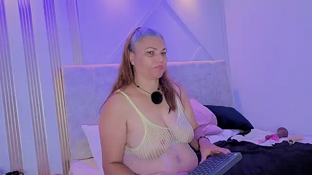 persefone sky online show from February 2026 09:19:01 AM