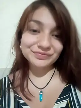 Snapshot of evelin__C chatting on December 2025 01:45:01 AM evelin C online show from December 2025 01:45:01 AM