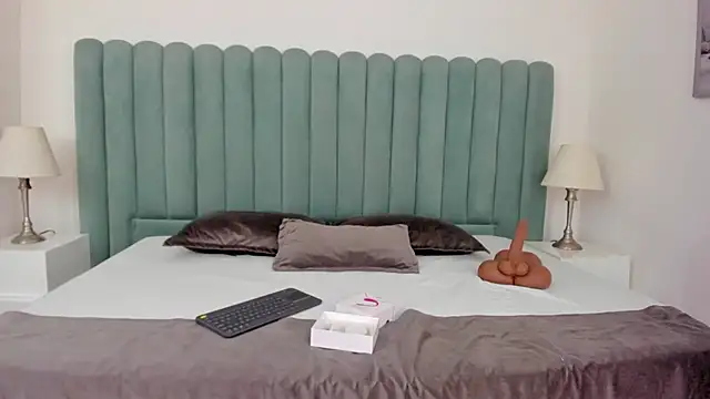 Scarlett  Noir online show from April 2026 07:51:01 PM