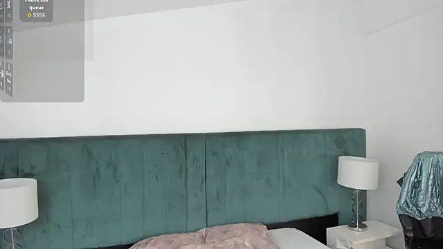 Scarlett  Noir online show from April 2026 09:32:02 PM