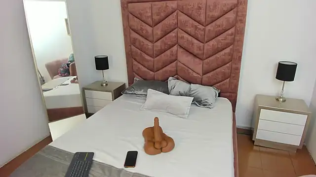 Scarlett  Noir online show from March 2026 09:18:02 PM