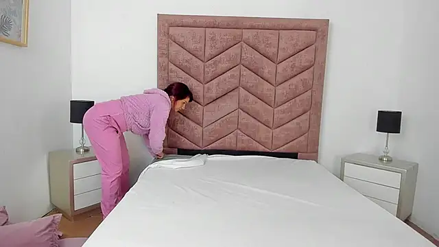 Scarlett  Noir online show from March 2026 09:15:02 PM