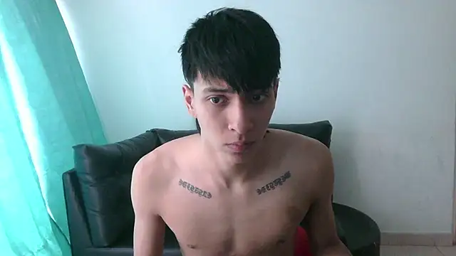 Snapshot of SebasT-sex chatting on April 2026 04:58:01 PM SebasT-sex online show from April 2026 04:58:01 PM
