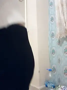 Atwsliiikizilll online show from February 2026 03:18:01 PM