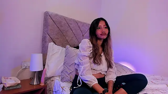 Annalia69 online show from January 2026 03:27:01 PM