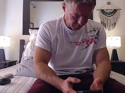 TommyLopez online show from December 2025 03:38:02 PM