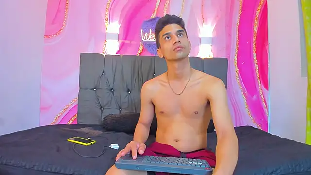 Snapshot of Hot_Boys_69 chatting on December 2025 10:43:02 AM Hot Boys 69 online show from December 2025 10:43:02 AM