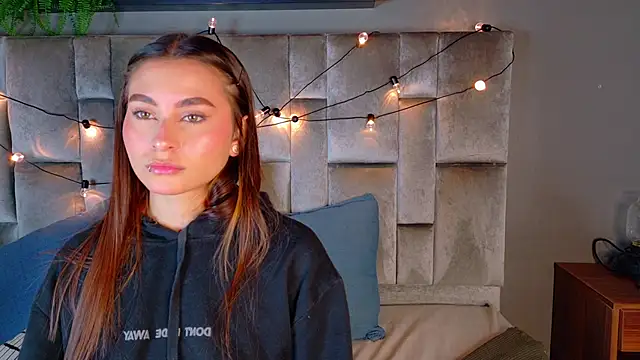 Miia Anderson online show from February 2026 11:54:02 AM