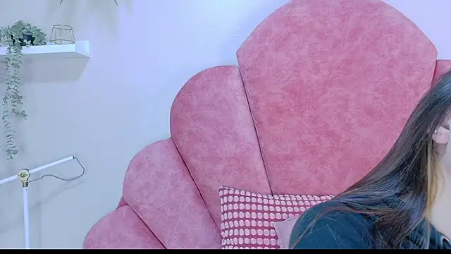 Miia Anderson online show from February 2026 11:43:01 AM