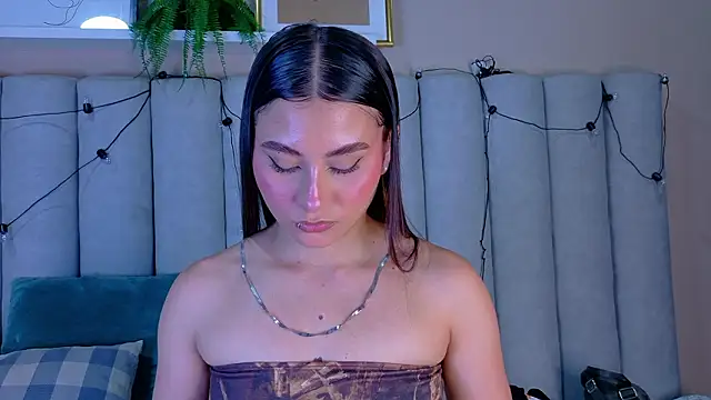 Miia Anderson online show from March 2026 12:11:01 PM