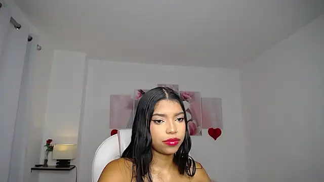 Snapshot of aylin_ross_ chatting on June 2026 01:25:01 AM aylin ross online show from June 2026 01:25:01 AM