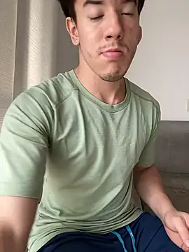 maxxcooper1 online show from January 2026 04:10:01 PM