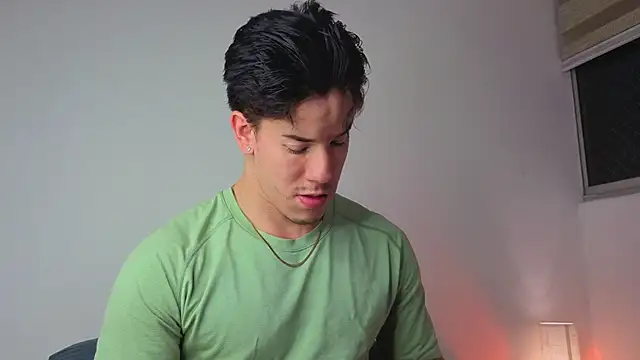 maxxcooper1 online show from January 2026 04:27:02 AM