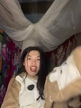 lux-su online show from February 2026 04:50:01 PM