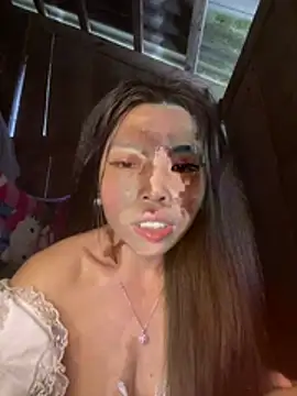 lux-su online show from April 2026 02:08:01 AM